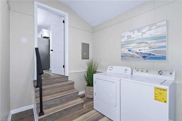 2712 Fenway AVE, Chesapeake, VA 23323