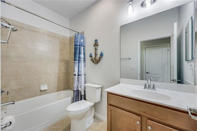 3738 Treasure Cove CIR, Naples, FL 34114
