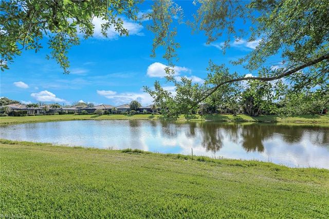 3738 Treasure Cove CIR, Naples, FL 34114
