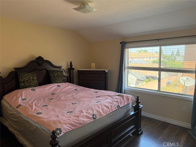 6975 Agra, Commerce, CA 90040