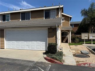 6975 Agra, Commerce, CA 90040
