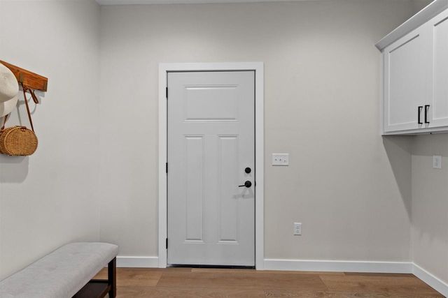 125 BENNINGTON COURT, Plover, WI 54467