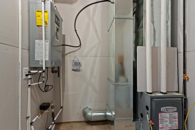 125 BENNINGTON COURT, Plover, WI 54467