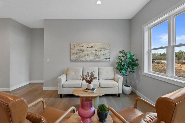 125 BENNINGTON COURT, Plover, WI 54467