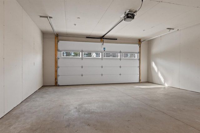 125 BENNINGTON COURT, Plover, WI 54467