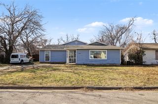 1945 Hemlock Drive, Haltom City, TX 76117