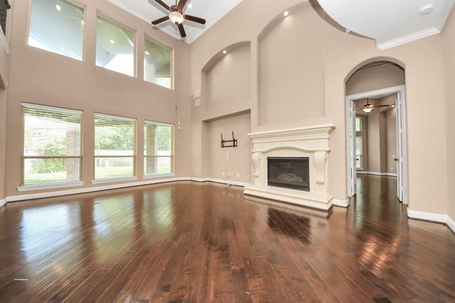 102 Stonecrop Place, Montgomery, TX 77316