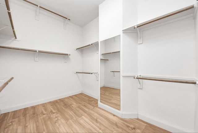 102 Stonecrop Place, Montgomery, TX 77316