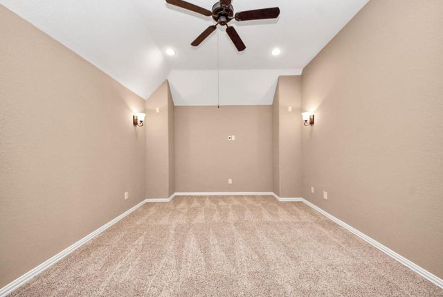 102 Stonecrop Place, Montgomery, TX 77316