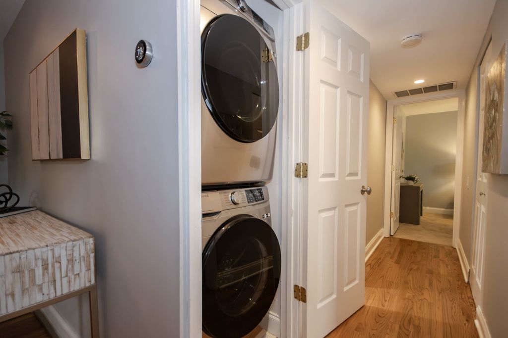 property-img