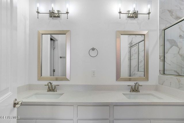 130 Organ Trail, Santa Teresa, NM 88008