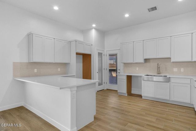 130 Organ Trail, Santa Teresa, NM 88008