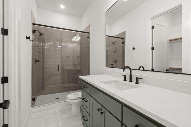 1770 Coopers Hawk Drive, Arlington, TX 76005