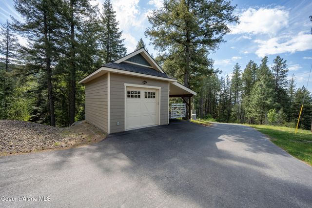 645 Eagle Crest DR, Sagle, ID 83860