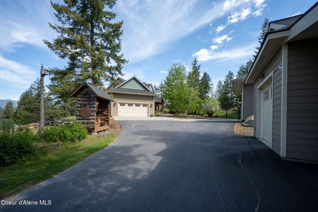 645 Eagle Crest DR, Sagle, ID 83860
