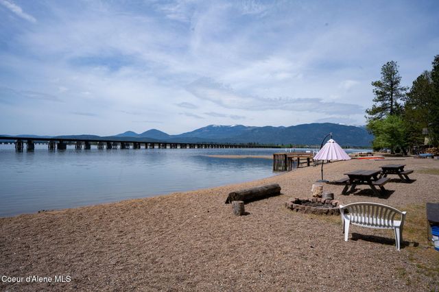 645 Eagle Crest DR, Sagle, ID 83860