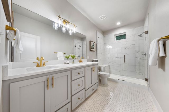 1123 Paniolo DR, Boerne, TX 78006