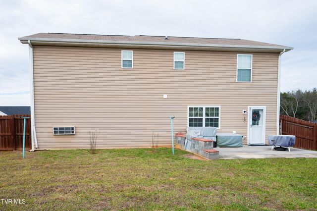 105 May Apple Drive, Bluff City, TN 37618