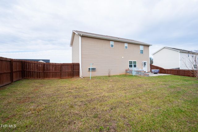 105 May Apple Drive, Bluff City, TN 37618