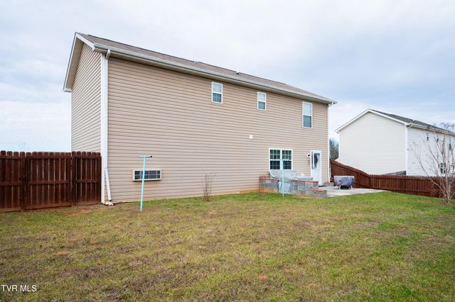 105 May Apple Drive, Bluff City, TN 37618
