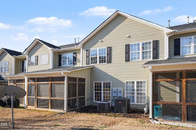 60 Hill Shore Lane, Clayton, NC 27527