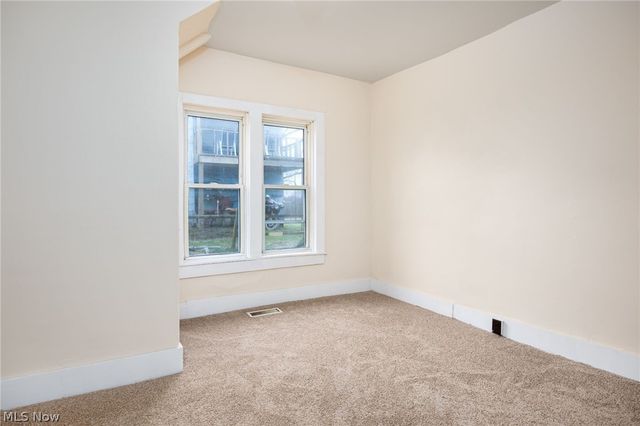 153 Schaff Alley, Creston, OH 44217