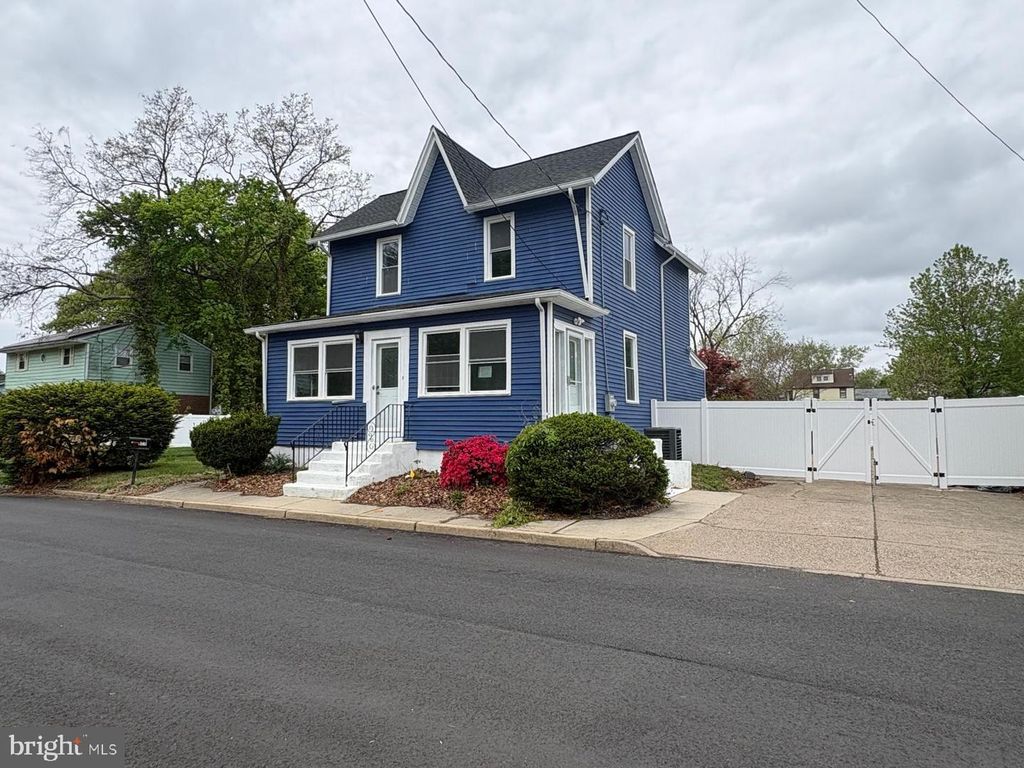 526 MERCHANT ST, Cherry Hill, NJ 08002