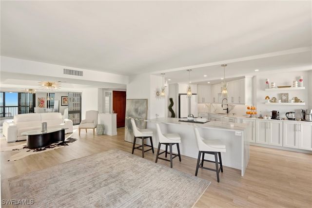 4551 Gulf Shore BLVD N 1500, Naples, FL 34103