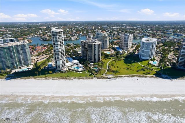 4551 Gulf Shore BLVD N 1500, Naples, FL 34103