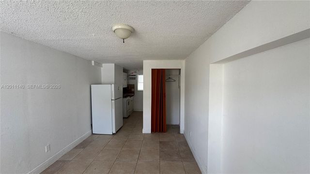 921 N 17th Ct 927, Hollywood, FL 33020