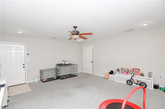 321 Shawen DR, Hampton, VA 23669