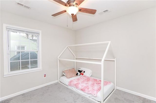 321 Shawen DR, Hampton, VA 23669