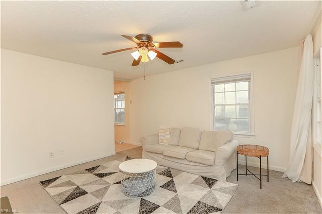 321 Shawen DR, Hampton, VA 23669