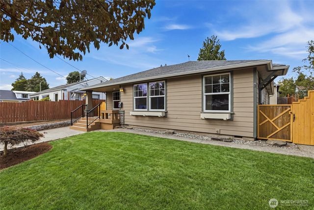 2106 N Tyler Street, Tacoma, WA 98406