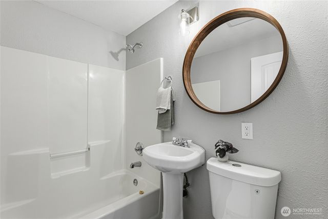 2106 N Tyler Street, Tacoma, WA 98406