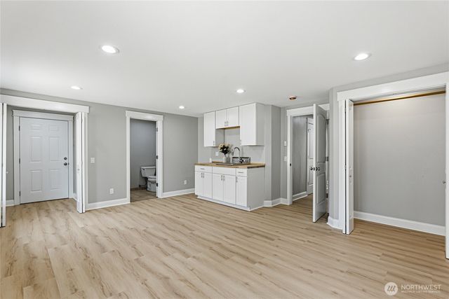2106 N Tyler Street, Tacoma, WA 98406