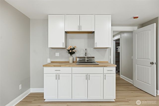 2106 N Tyler Street, Tacoma, WA 98406