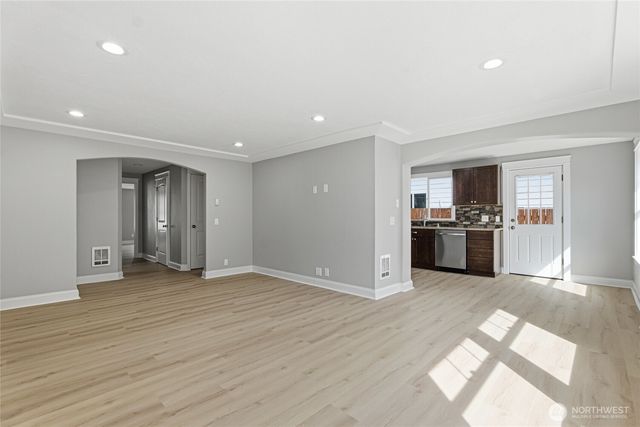 2106 N Tyler Street, Tacoma, WA 98406