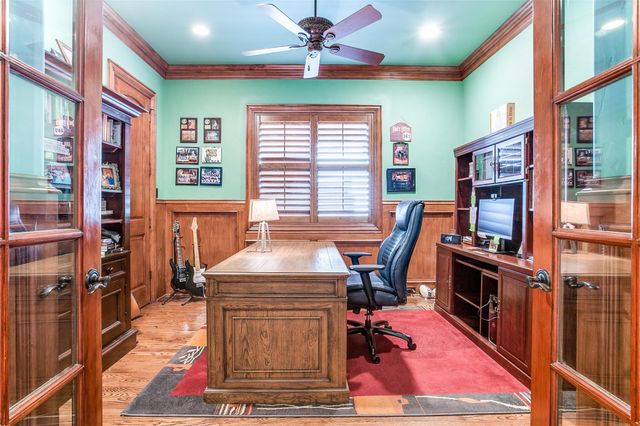 2841 Dyer Street, University Park, TX 75205