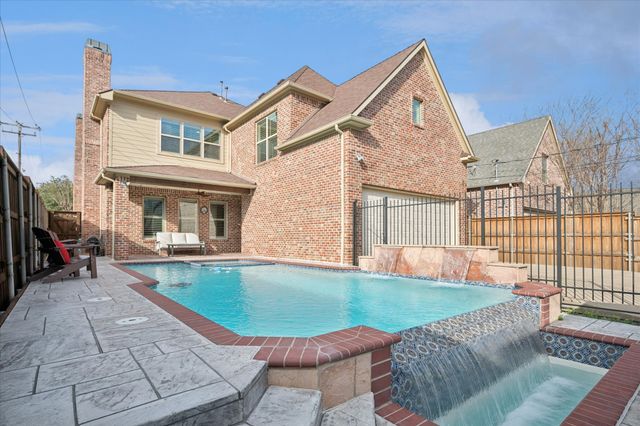 2841 Dyer Street, University Park, TX 75205