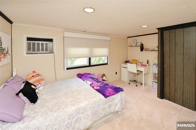 10-02 Mason Place, Fair Lawn, NJ 07410