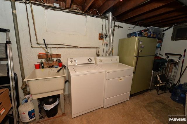 10-02 Mason Place, Fair Lawn, NJ 07410
