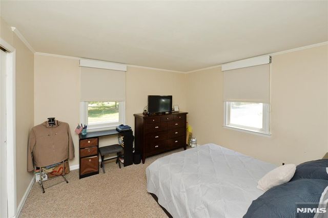 10-02 Mason Place, Fair Lawn, NJ 07410