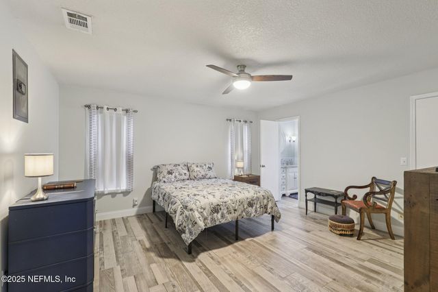 5179 TRAILING OAKS Court, Jacksonville, FL 32258