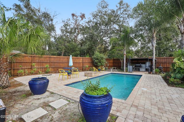 5179 TRAILING OAKS Court, Jacksonville, FL 32258