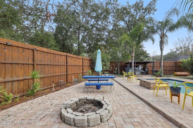 5179 TRAILING OAKS Court, Jacksonville, FL 32258