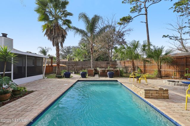 5179 TRAILING OAKS Court, Jacksonville, FL 32258