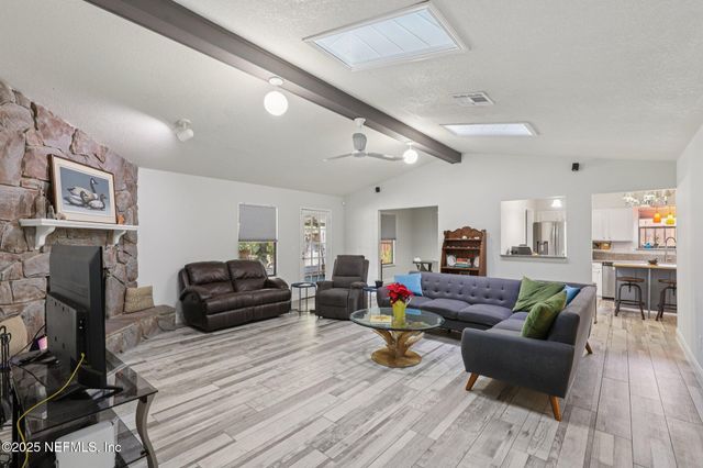 5179 TRAILING OAKS Court, Jacksonville, FL 32258