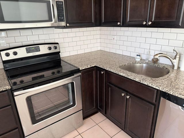 112 Prospect Road, Lantana, FL 33462