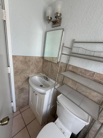112 Prospect Road, Lantana, FL 33462